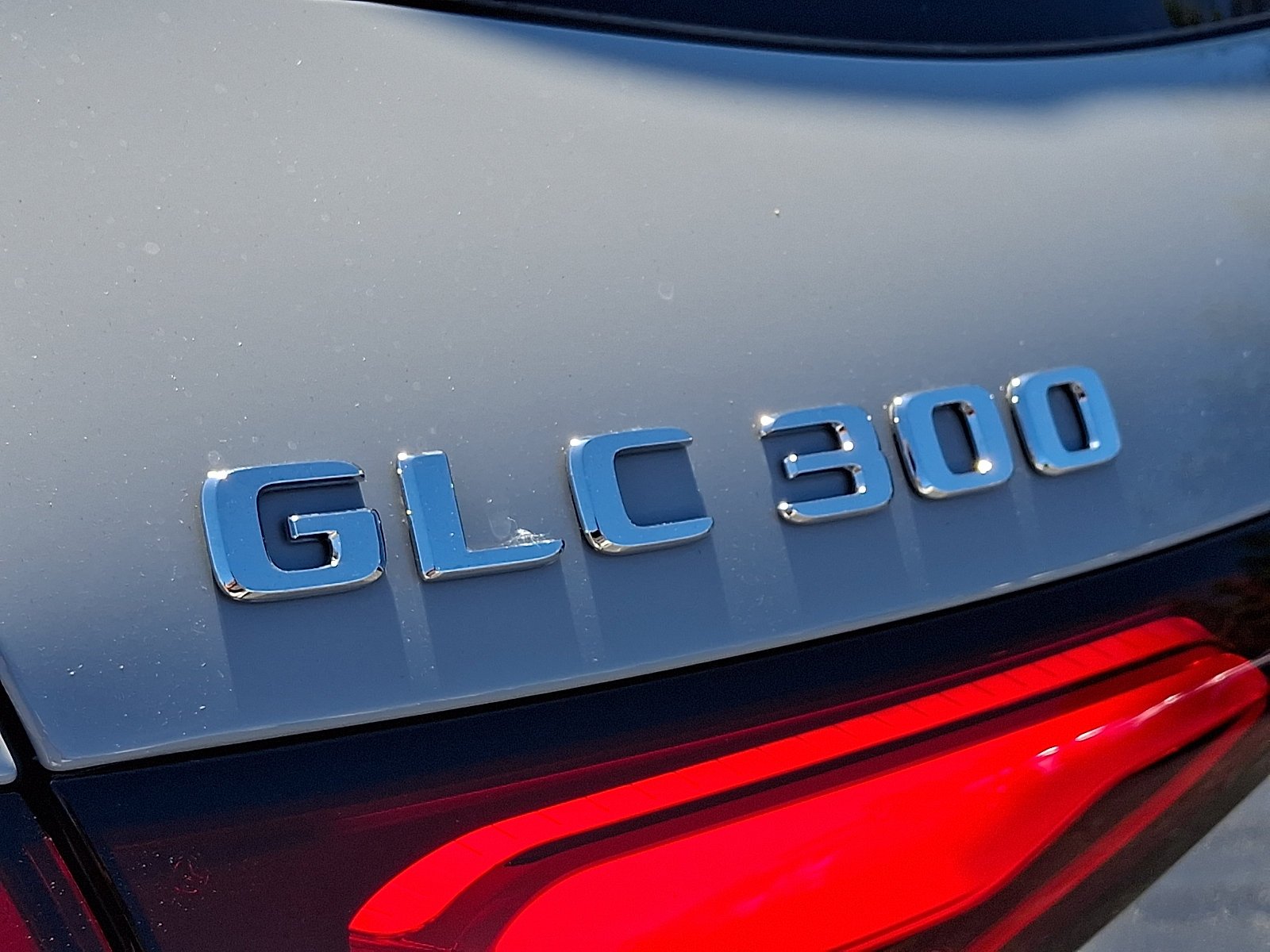 New 2027 MANUFAKTUR Alpine Grey Mercedes-Benz GLC 300 image 42