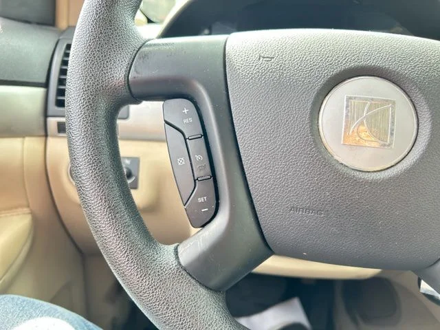 Used 2007 Brown Saturn XE image 35
