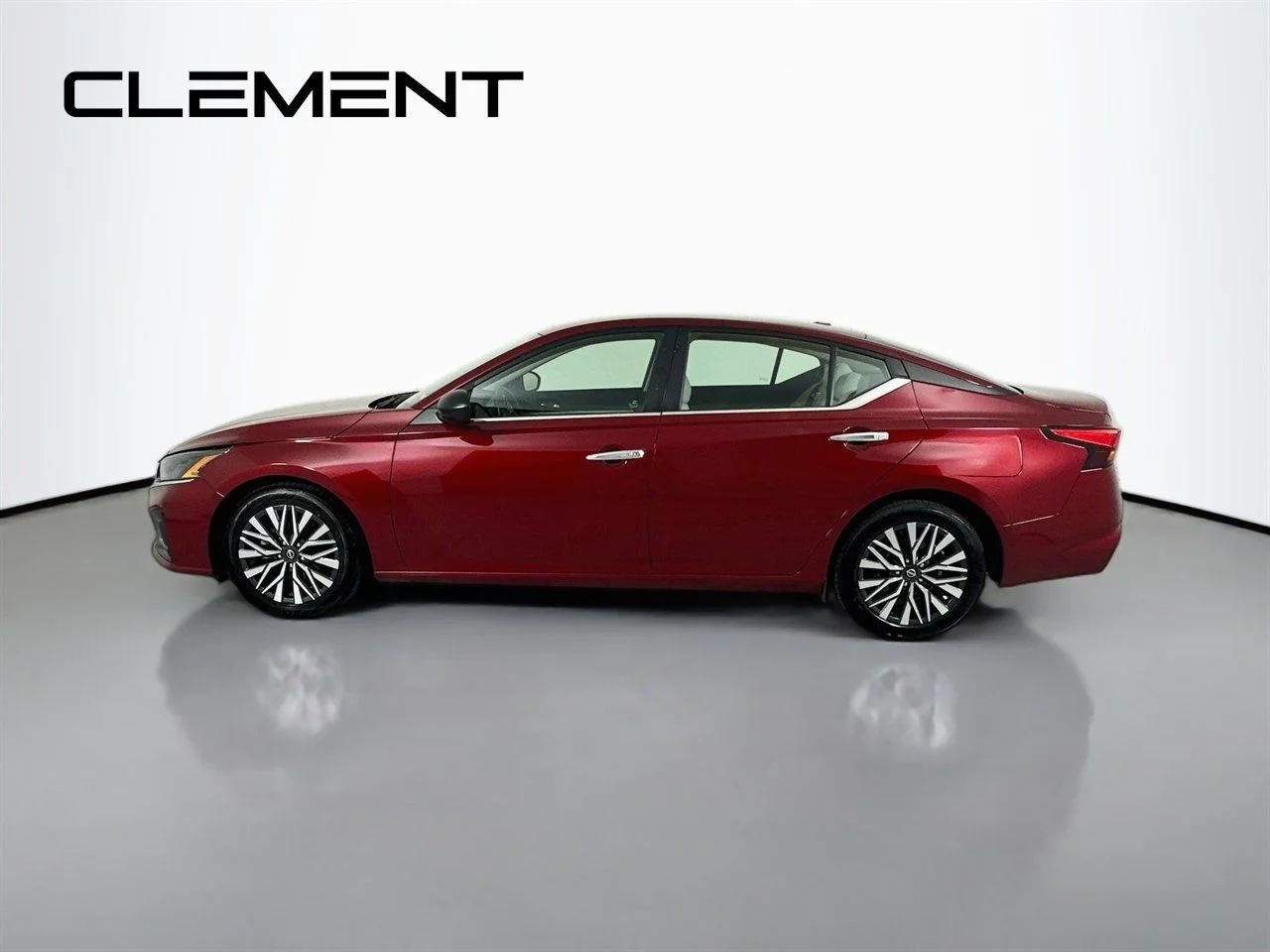 2025 Nissan Altima SV - Photo 6