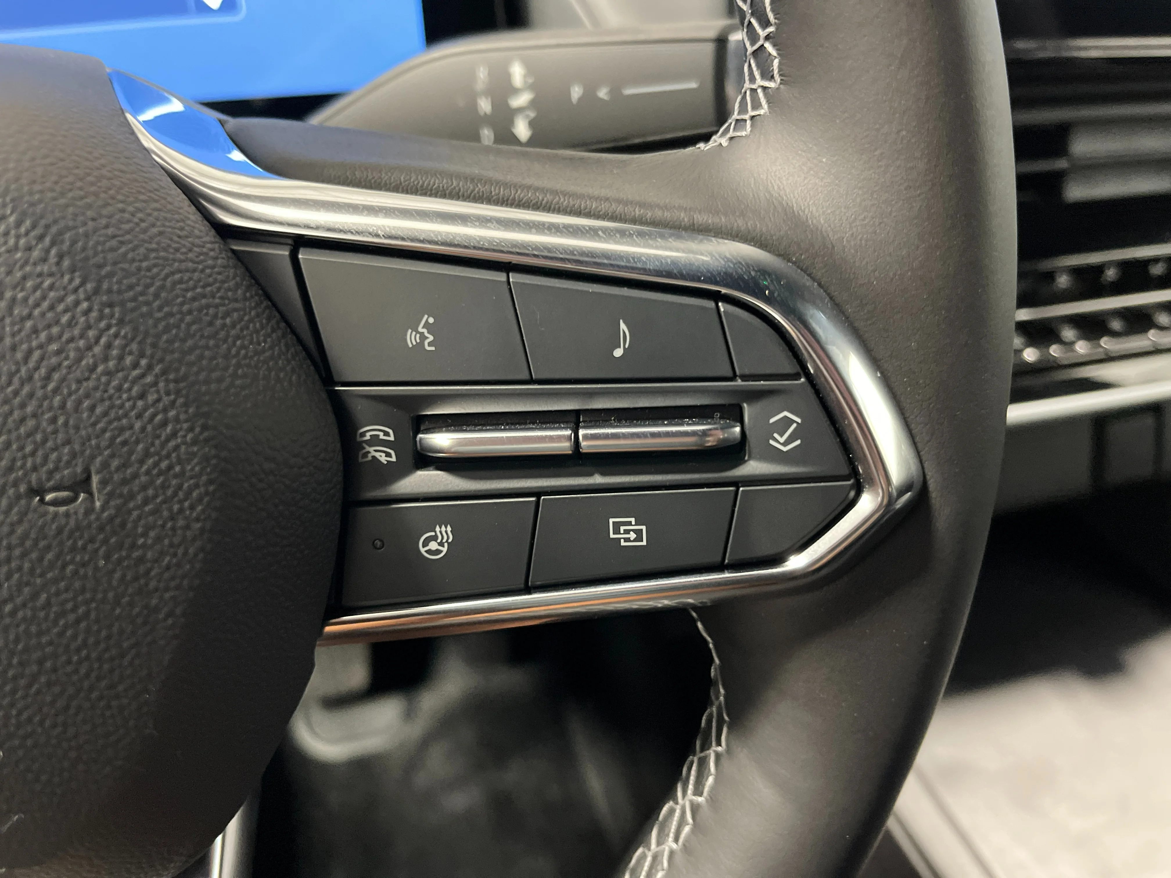 2026 Honda Prologue Elite - Photo 12