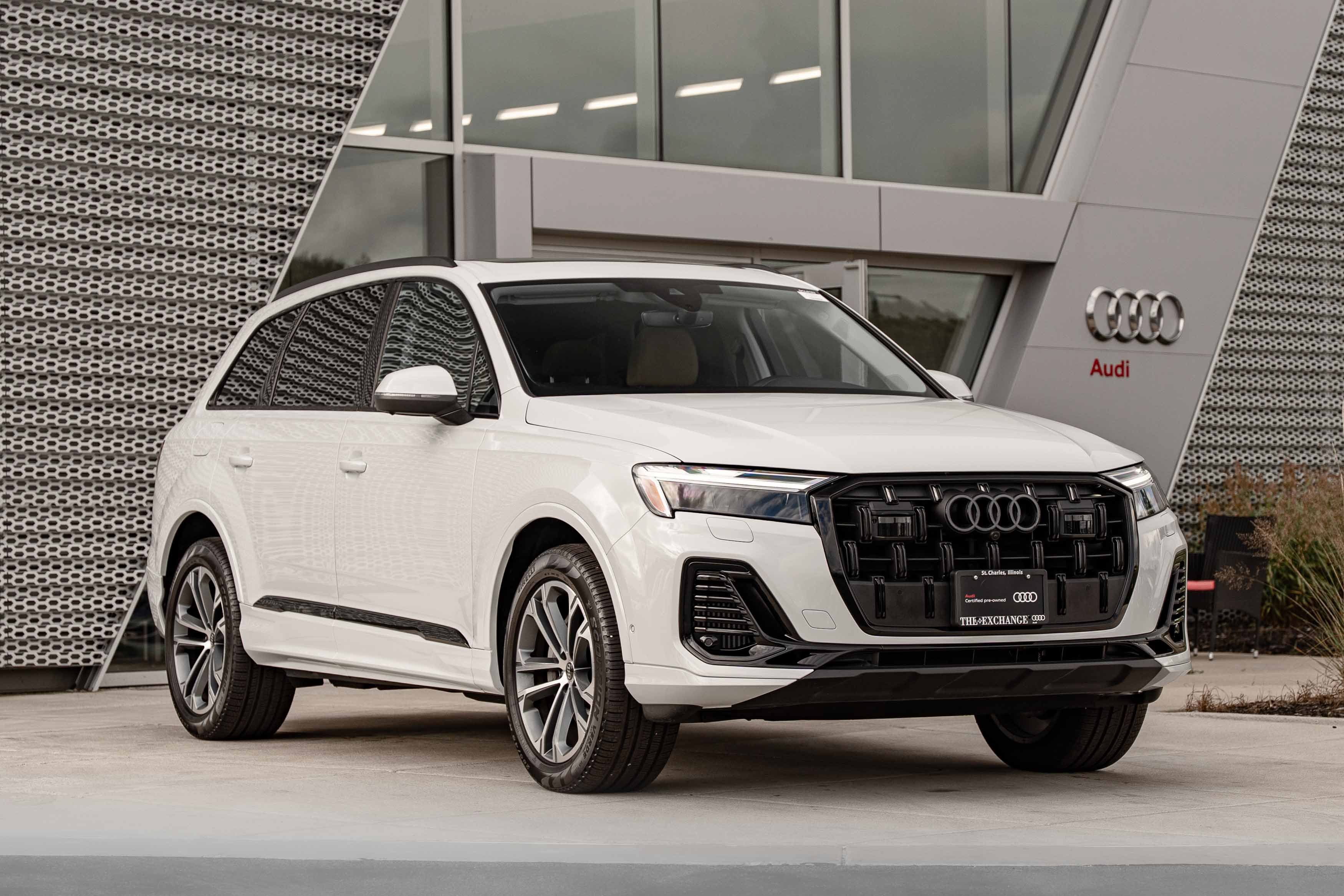 2026 Audi Q7 Premium