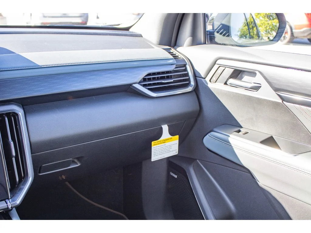 New 2026 RIVERSTONE METALLIC GMC AWD AT4 image 52