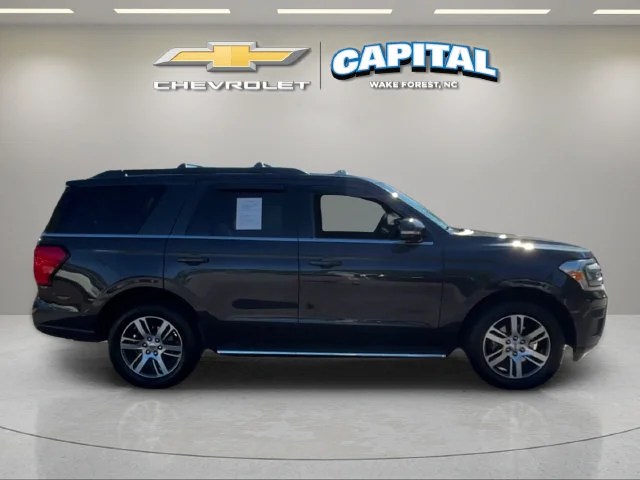Used 2022  Ford XLT image 6