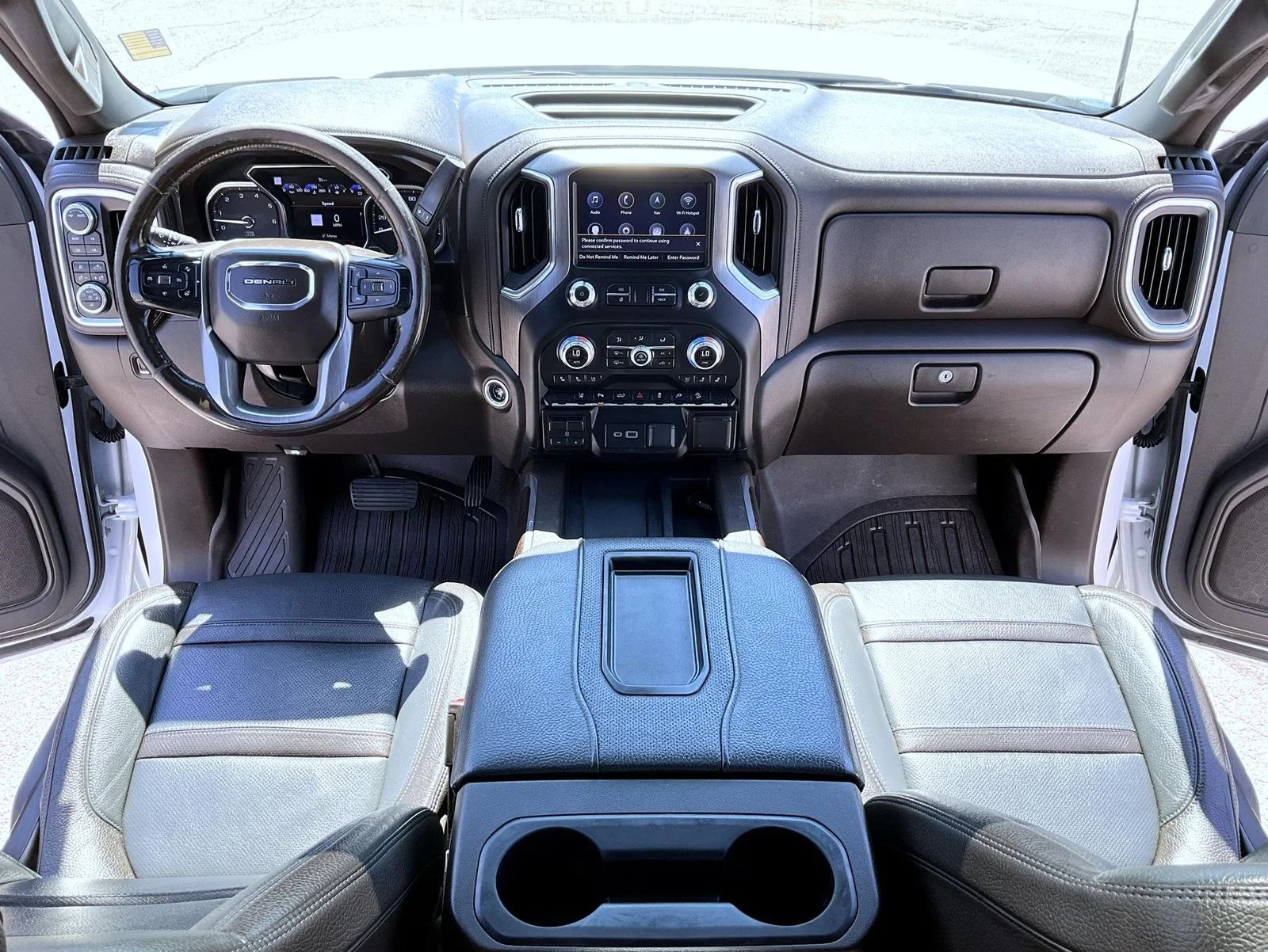 Used 2020 White GMC Denali image 12