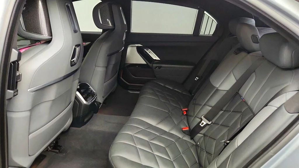 Used 2023 Frozen Pure Grey Metallic BMW 760i xDrive w/ Exec & Driving Assist. Pro & M Sport Pro Packages image 20