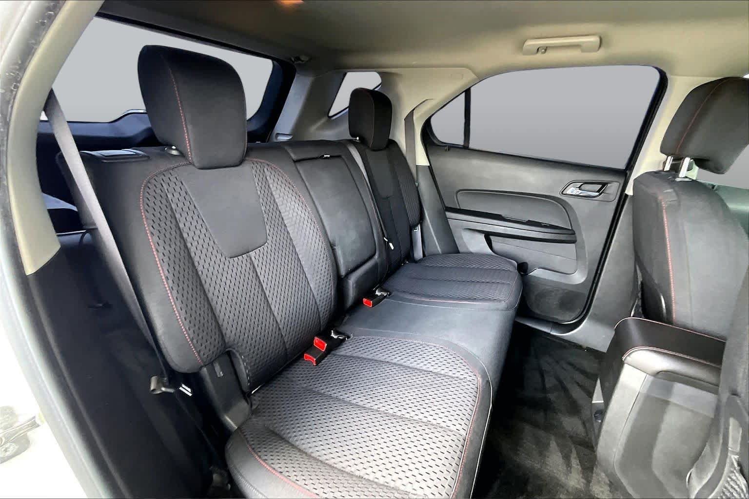 Used 2015 Summit White Chevrolet LS image 18