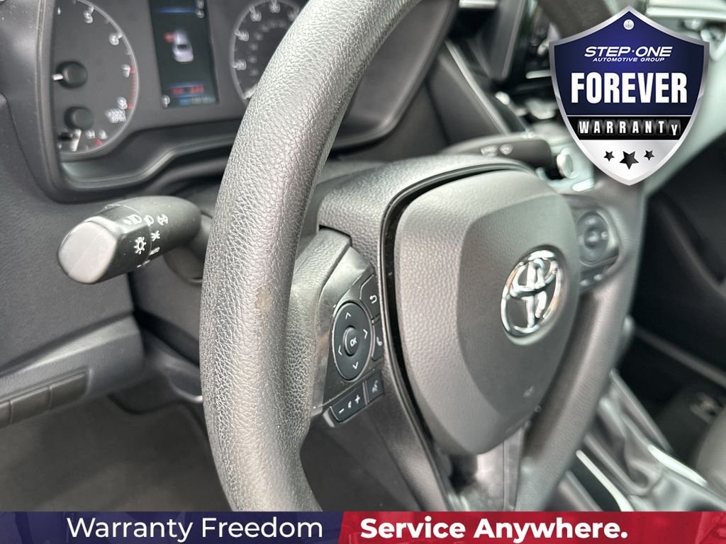 Used 2024  Toyota LE image 19