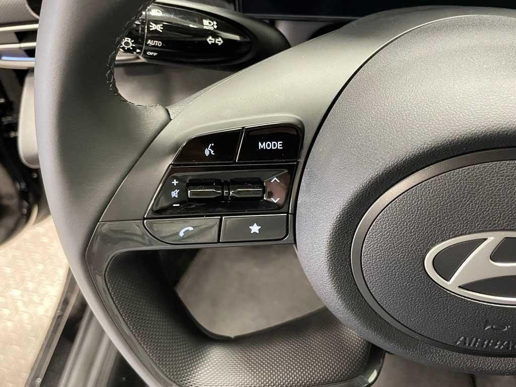 New 2025 Abyss Black Hyundai SEL Sport image 27