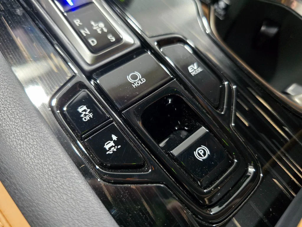 New 2026 White Lexus 350h image 25