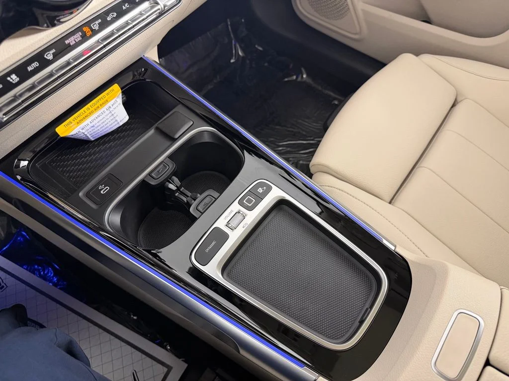 Certified Used 2025 Silver Mercedes-Benz GLB 250 image 22