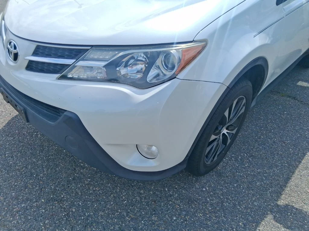 Used 2015 White Toyota Limited image 18