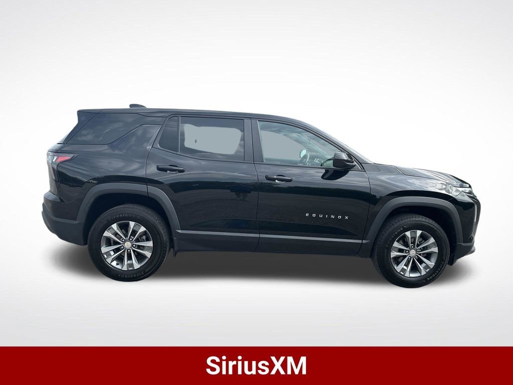 Used 2025 Mosaic Black Metallic Chevrolet LT image 7