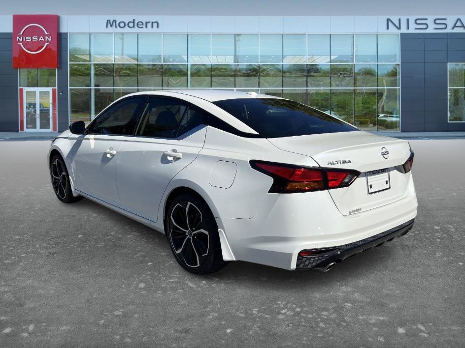 Used 2024 Pearl White Tricoat Nissan 2.5 SR image 7