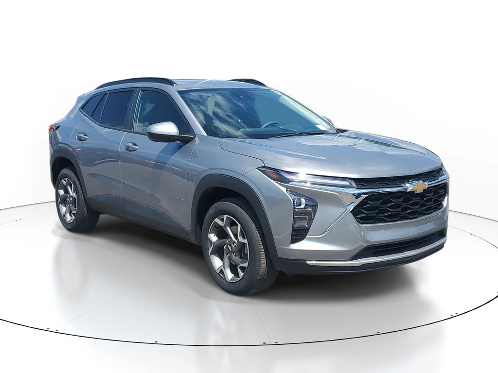 Used 2025 Gray Chevrolet LT image 1