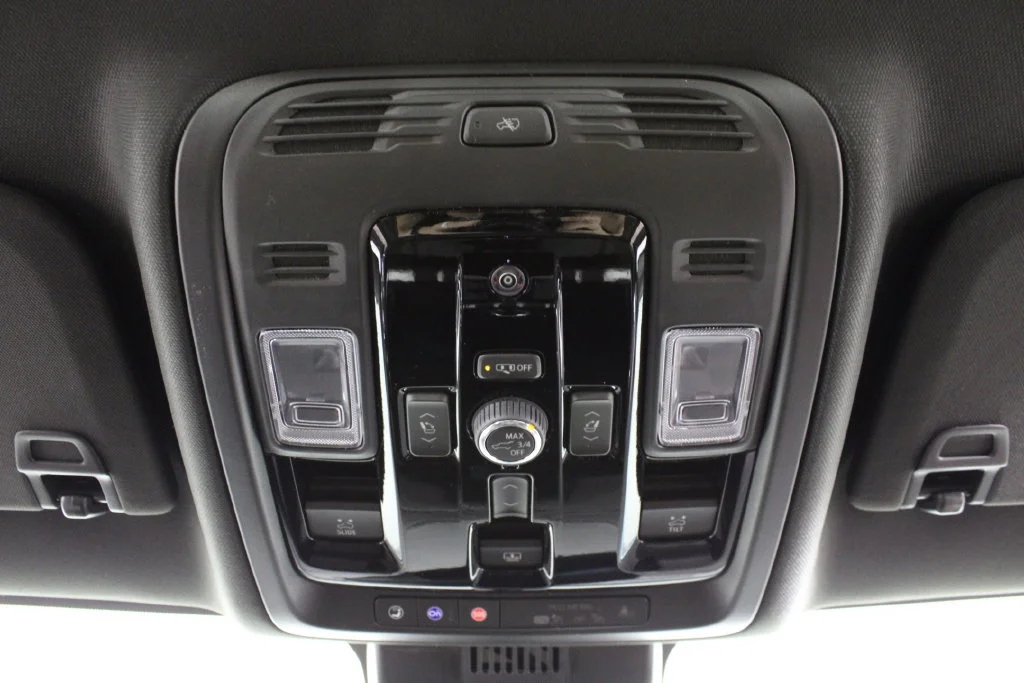 2026 GMC Yukon Denali - Photo 25