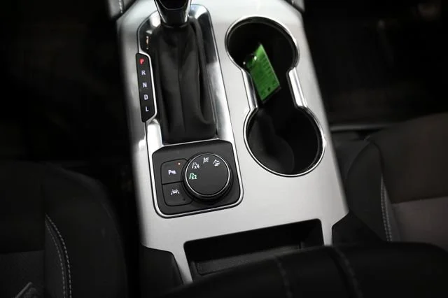 Used 2024 Black Chevrolet 2LT image 19