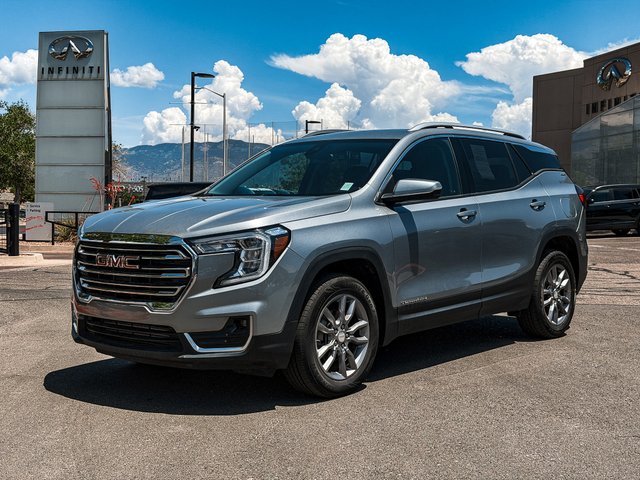 2024 GMC Terrain SLT