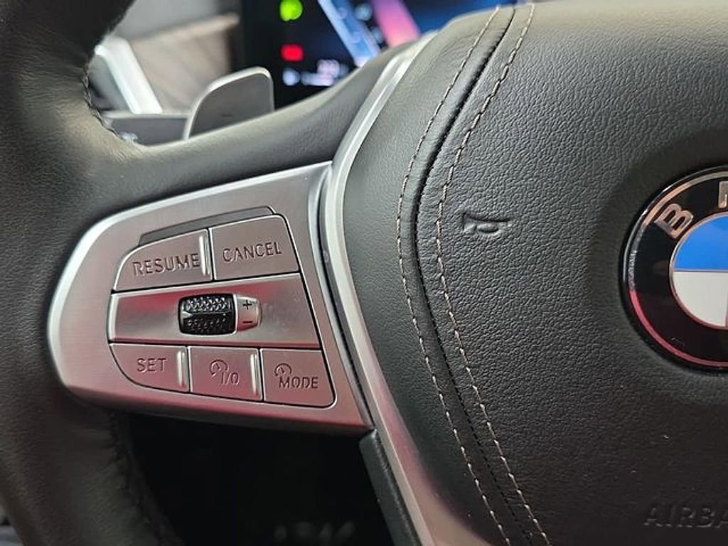 Used 2023 Skyscraper Gray Metallic BMW xDrive40i image 16