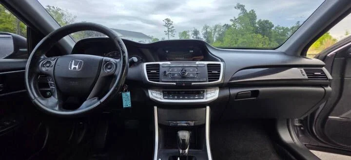 Used 2013 Gray Honda Sport image 9