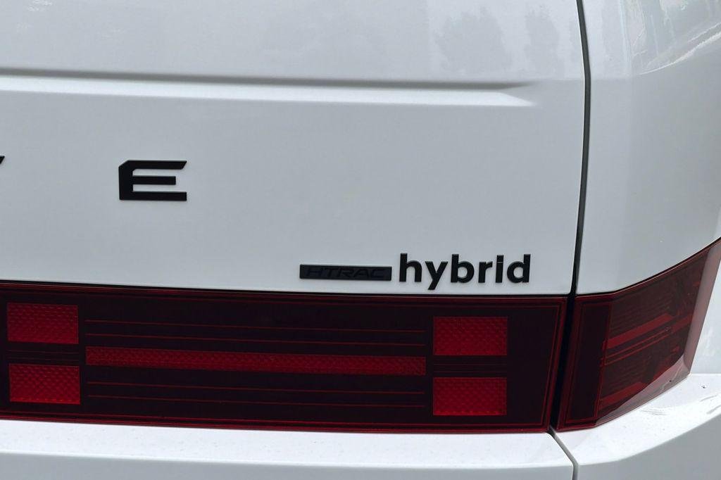 New 2026 White Hyundai Calligraphy image 22