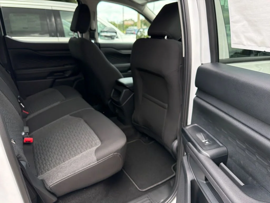 New 2026 Oxford White Ford XL image 12