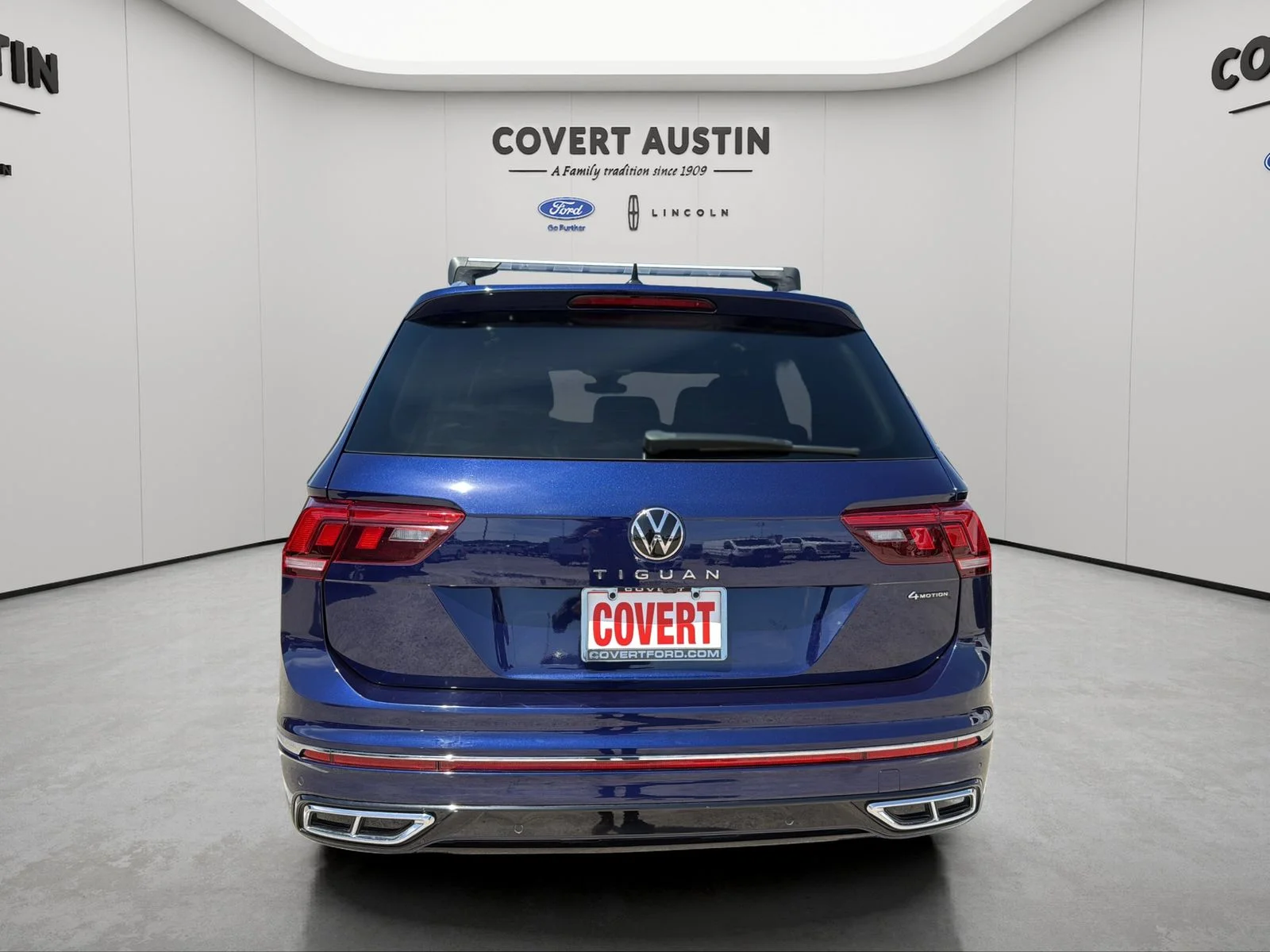 Used 2024  Volkswagen 2.0T SEL R-Line image 4