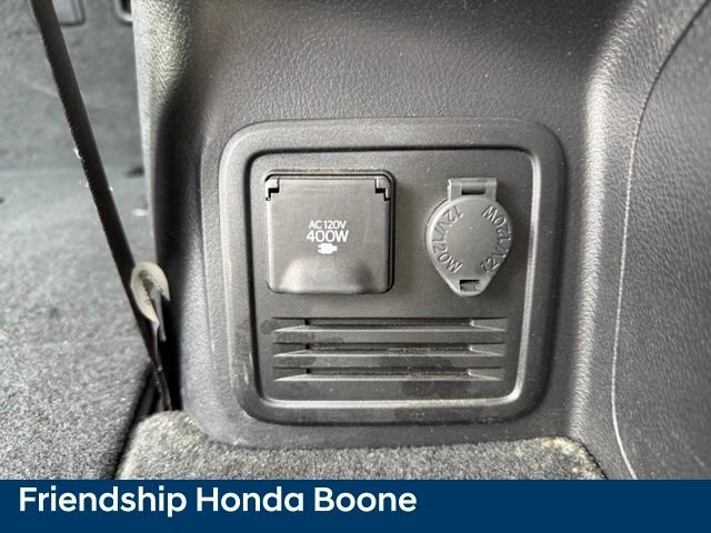 Used 2021 Red Toyota SR5 image 33
