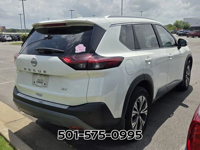 Used 2023 White Nissan SV image 5