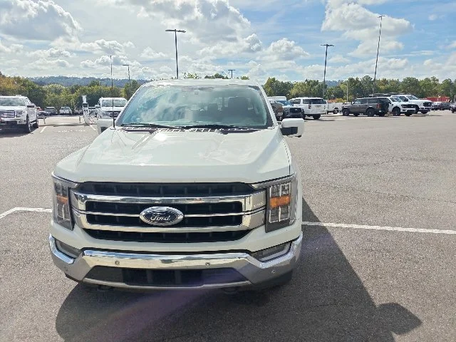 Used 2022 White Ford Lariat image 7
