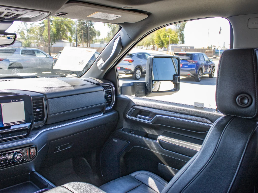 Used 2024 BLACK Chevrolet LTZ image 22