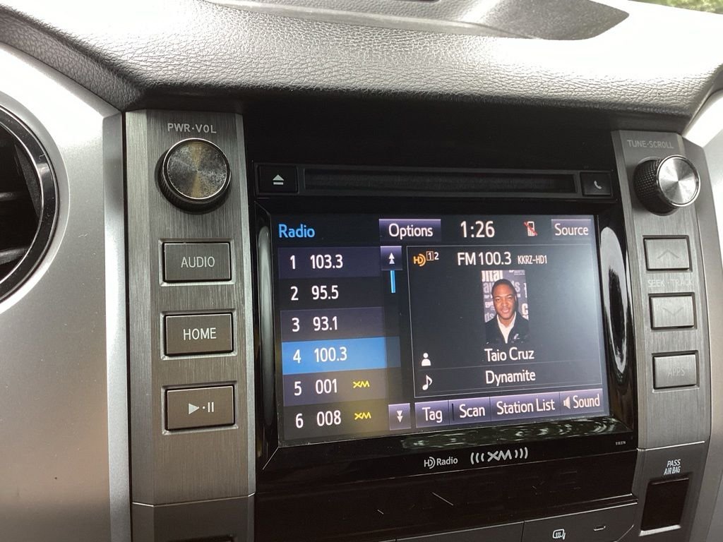 Used 2019 Blue Toyota SR5 image 14