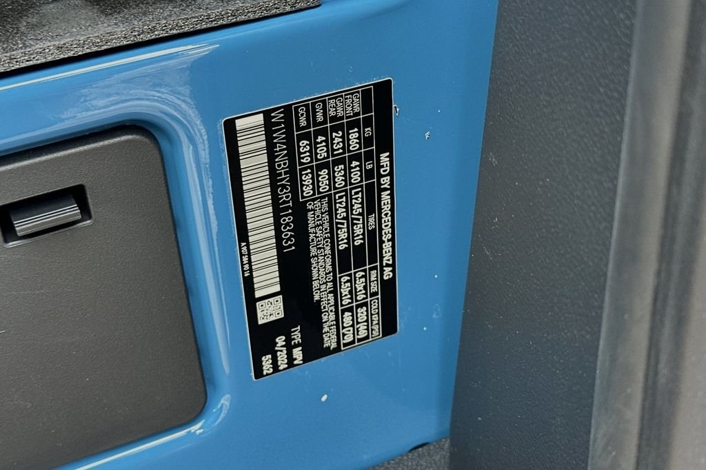 Used 2024 Blue Mercedes-Benz Cargo 144 WB image 27