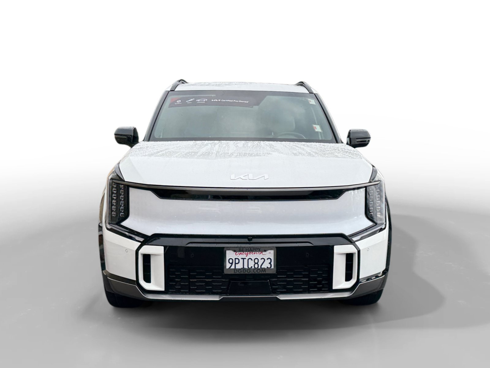 Used 2024 Snow White Pearl Kia GT-Line image 8