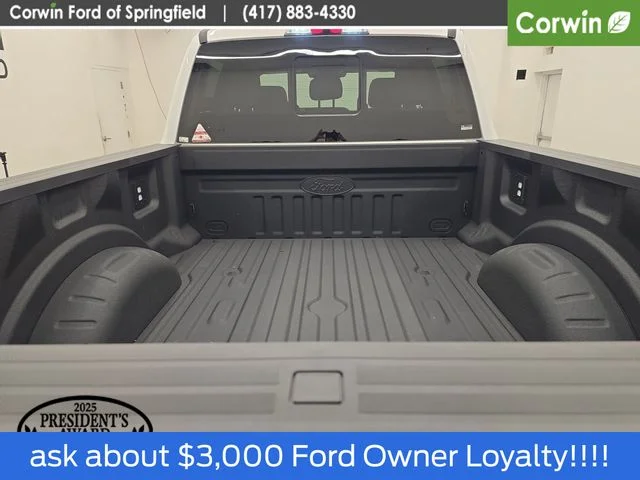 New 2026 Oxford White Ford F-250® XLT image 19