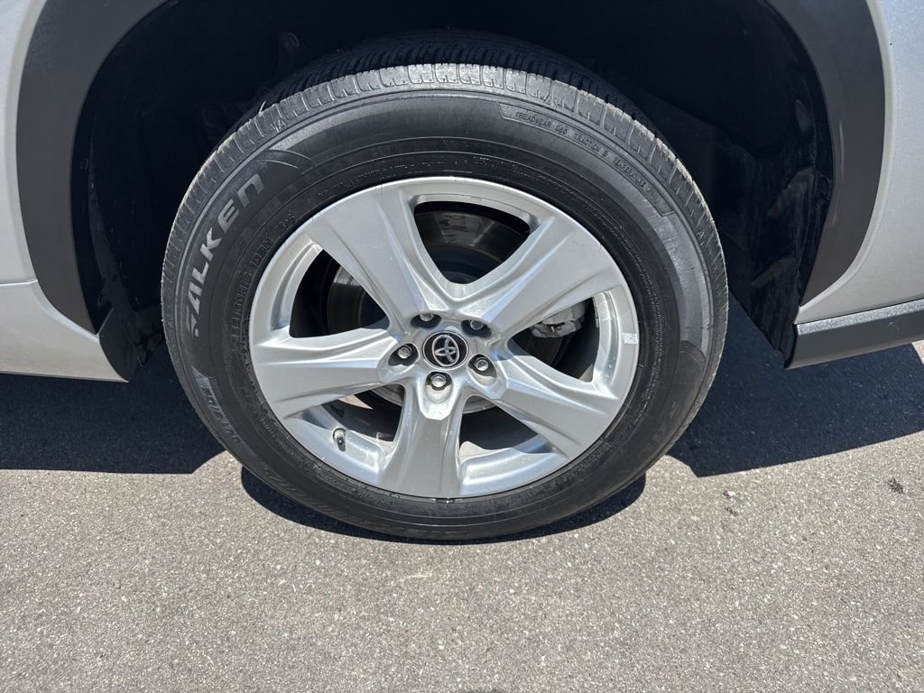 Used 2023 Silver Toyota LE image 7