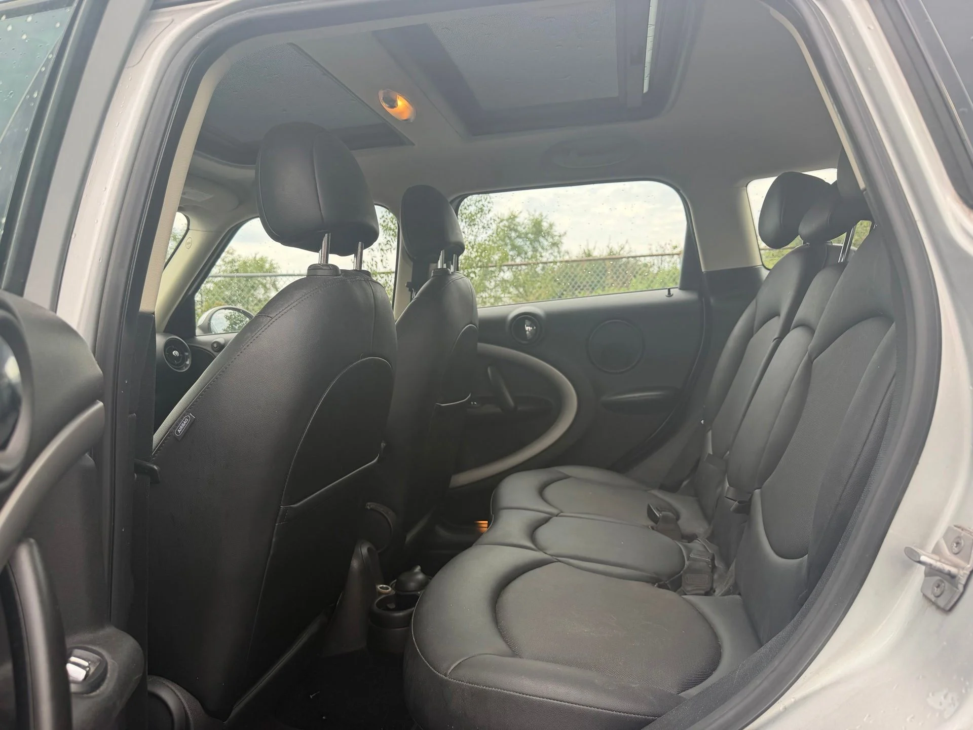 Used 2015 Silver MINI Base image 10