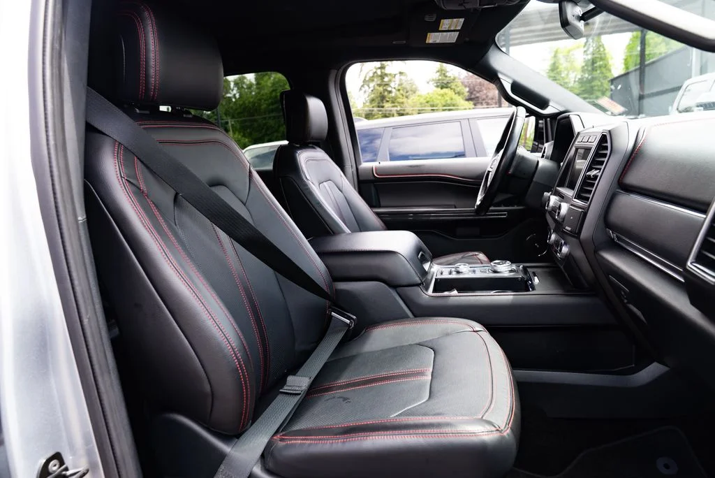 Used 2020 Silver Ford Limited image 25