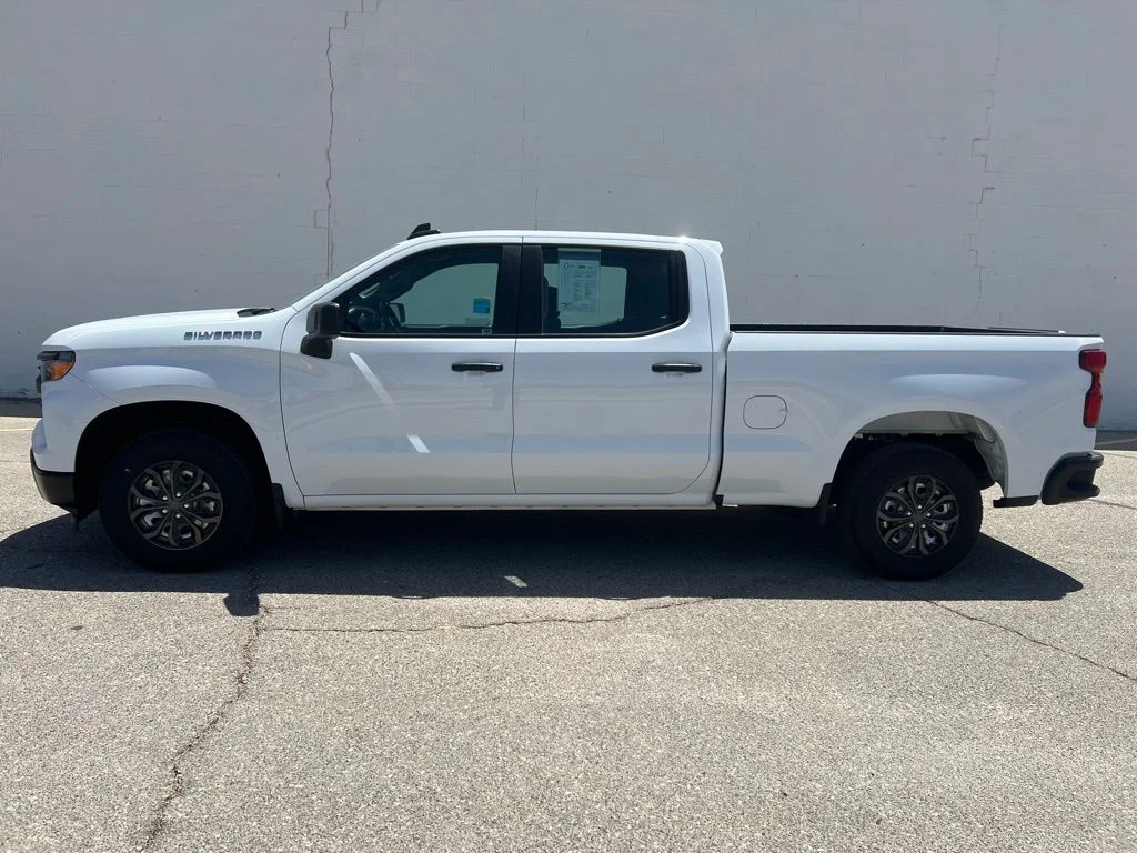Used 2025 White Chevrolet WT image 7