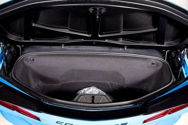 Used 2021 Rapid Blue Chevrolet Stingray image 5