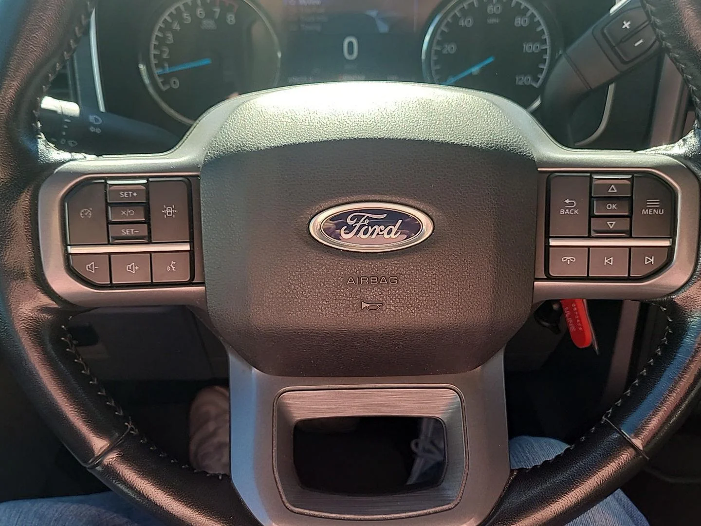 Used 2021 Oxford White Ford XLT image 5