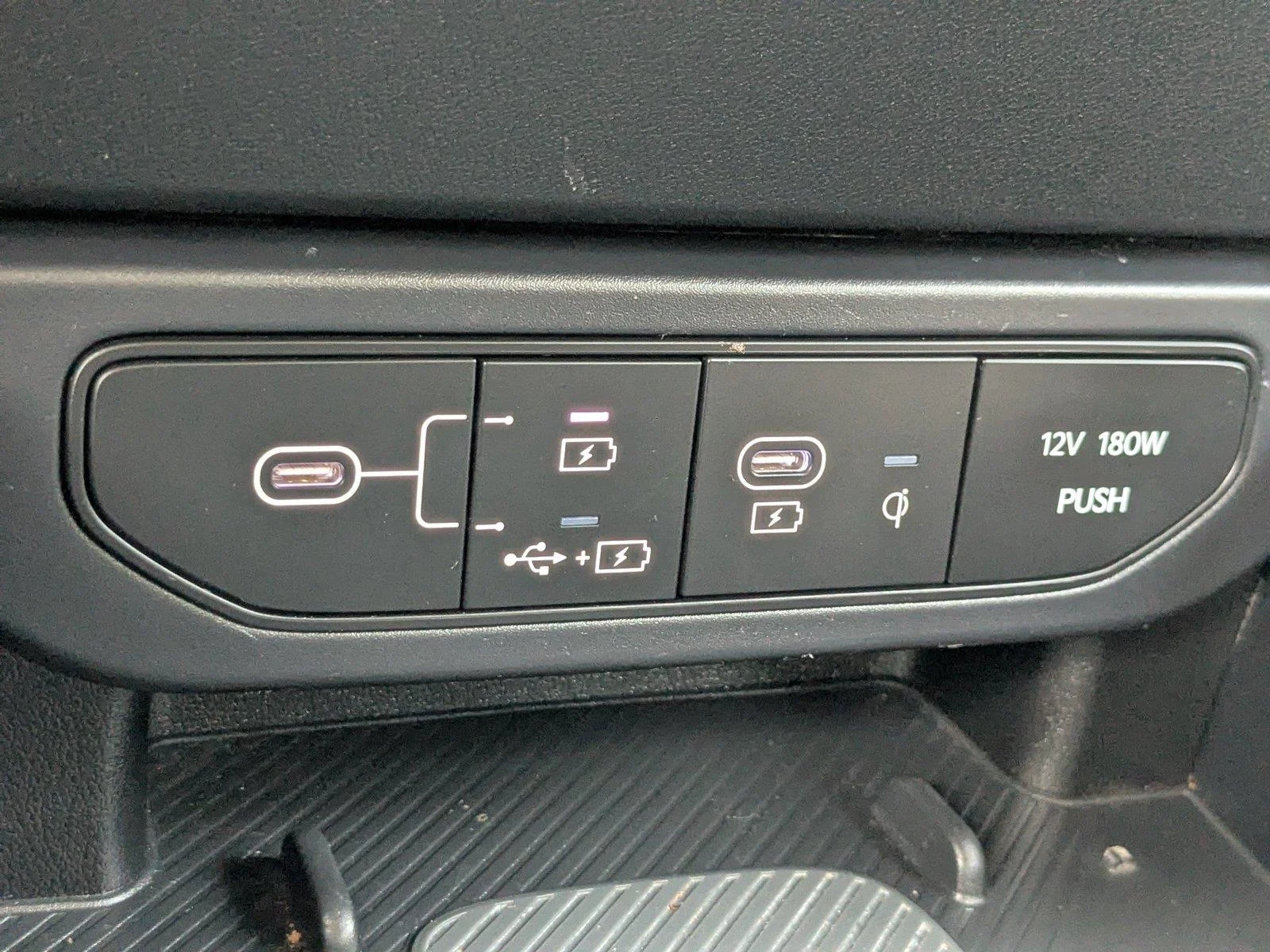 Used 2025 Aurora Black Pearl Kia EX image 19