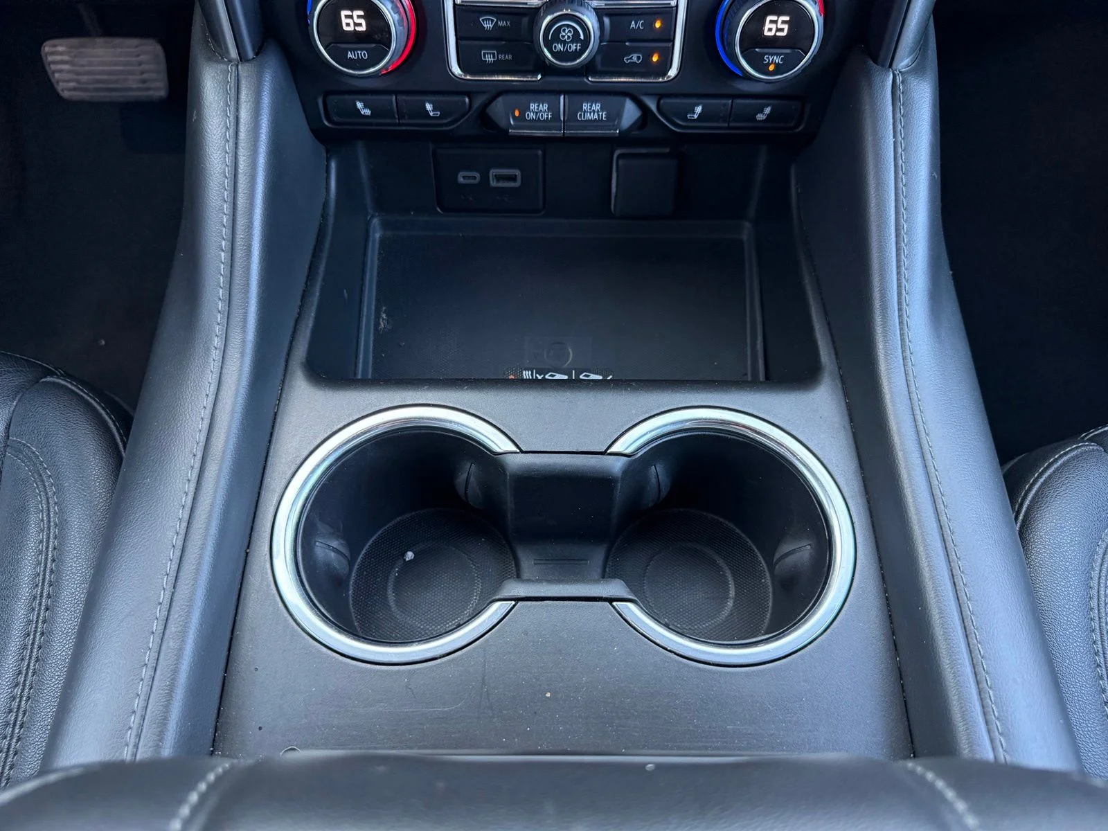 2023 Chevrolet Tahoe LT - Photo 28