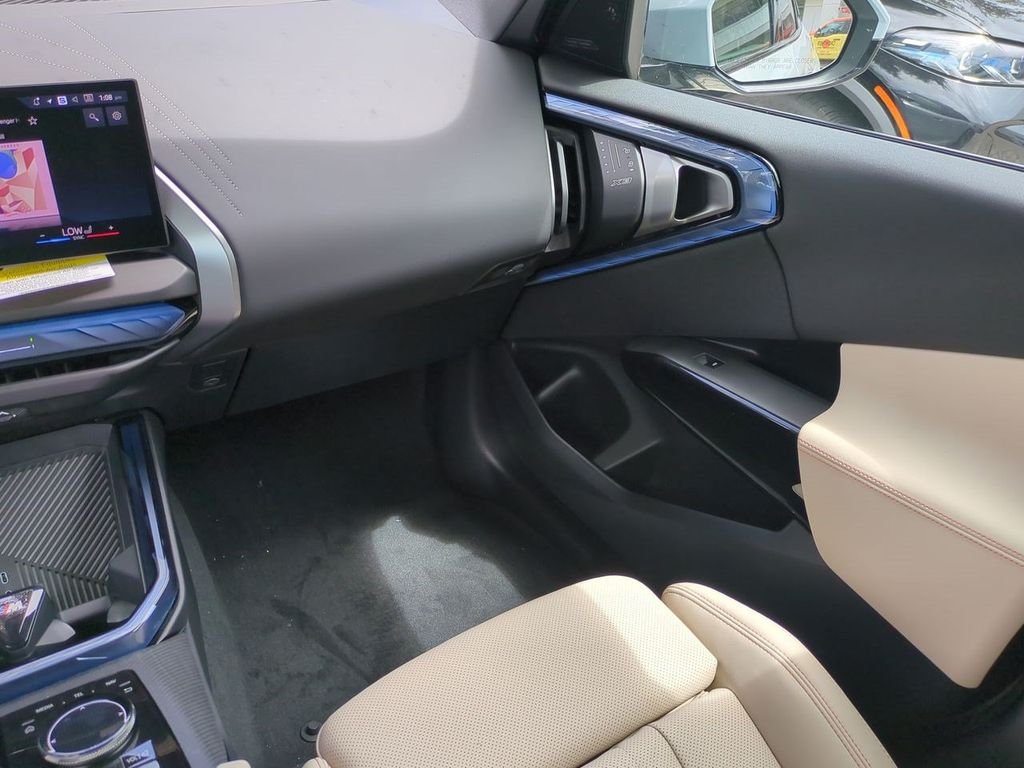 New 2026 Brooklyn Grey Metallic BMW 30 xDrive image 17