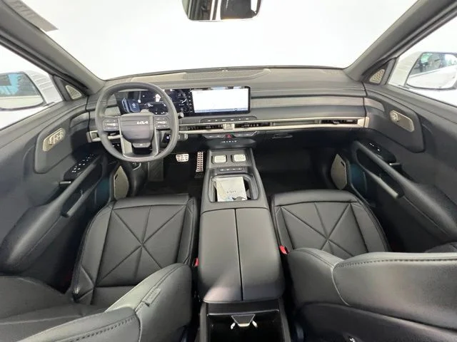 New 2027 White Kia SX image 40