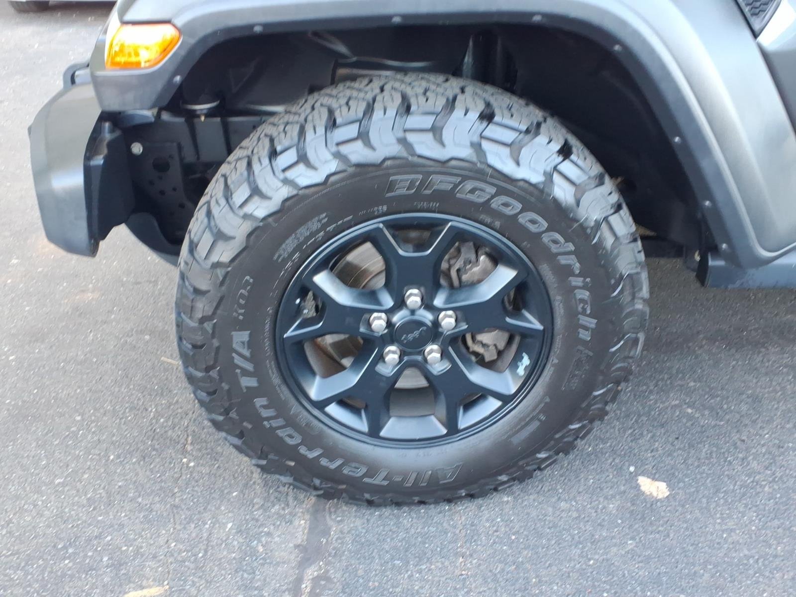 Certified Used 2021 Gray Jeep Unlimited Willys image 9