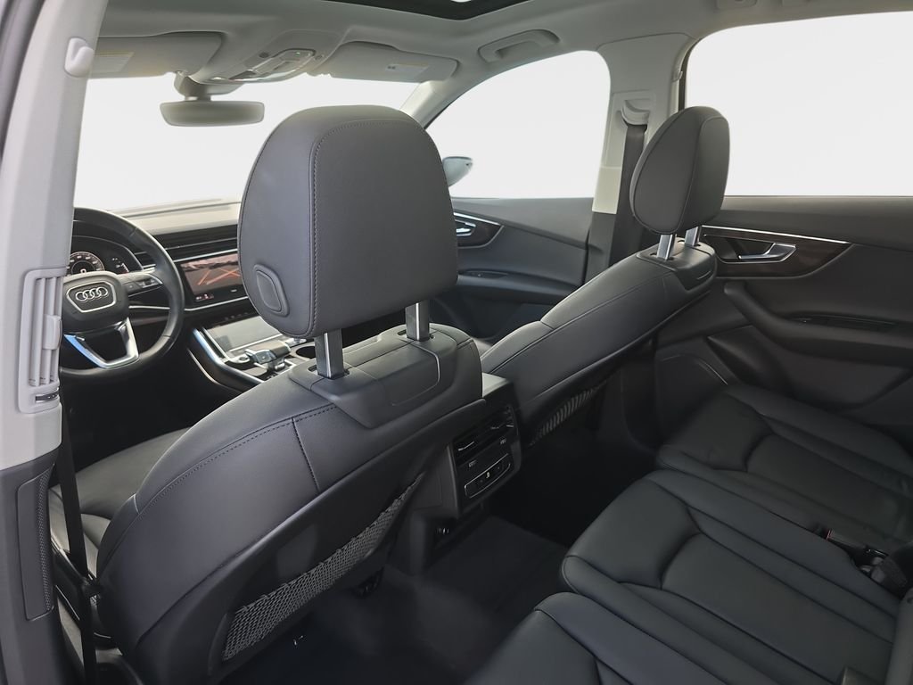 Used 2023 White Audi 55 Premium image 11