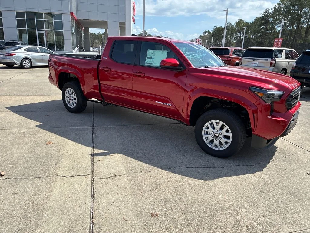 2026 Toyota Tacoma SR5 - Photo 9