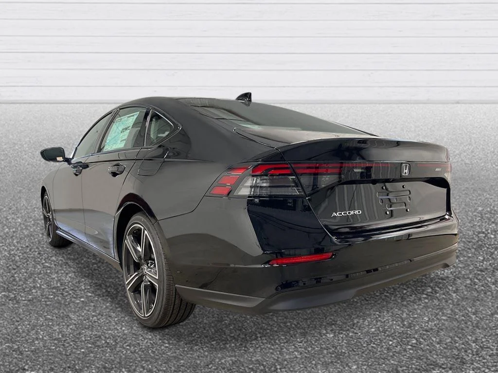 New 2026 Crystal Black Pearl Honda SE image 3