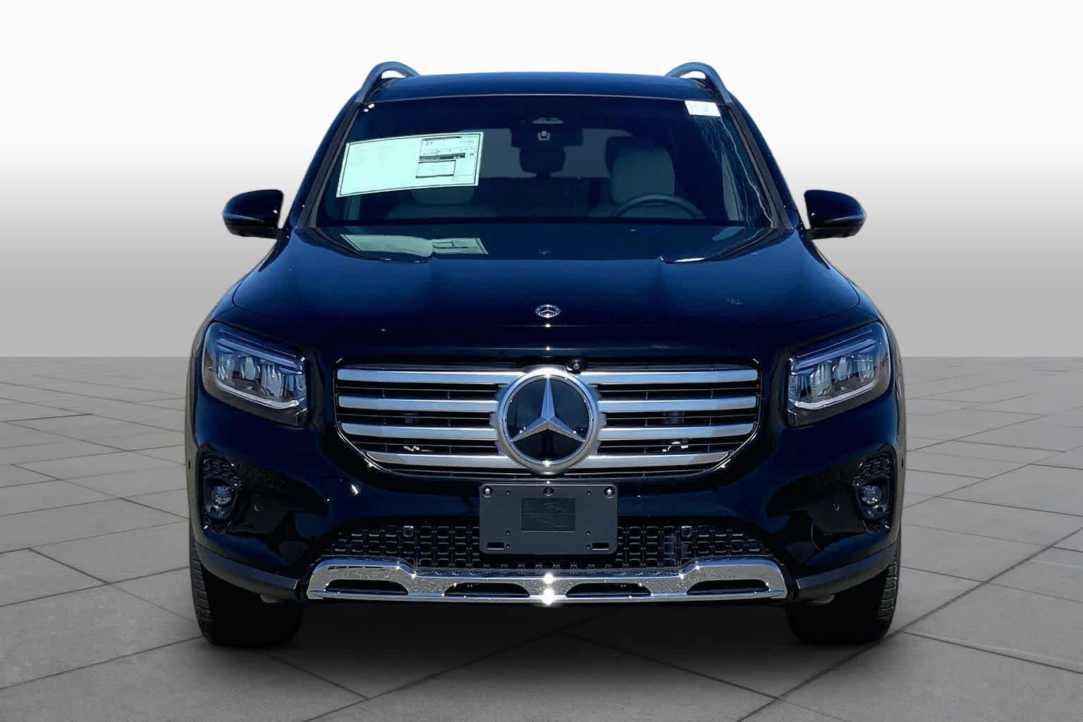 New 2026 Night Black Mercedes-Benz GLB 250 image 3