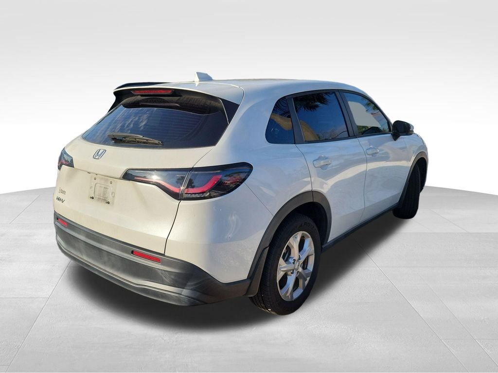Used 2024 Platinum White Pearl Honda 5DR 2WD LX image 13